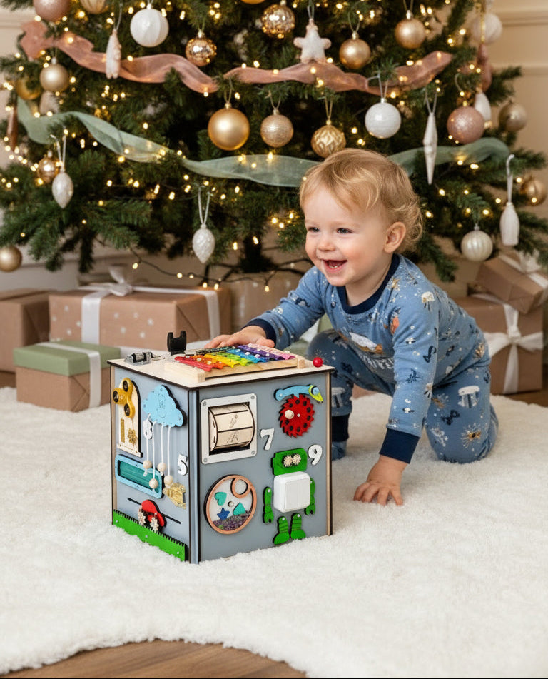 Personalized Baby Cube, Wooden Activity Cube, Motorikboard, Motorikbrett, Montessori Activity Center, Montessori Activity Cube,Activity cube
