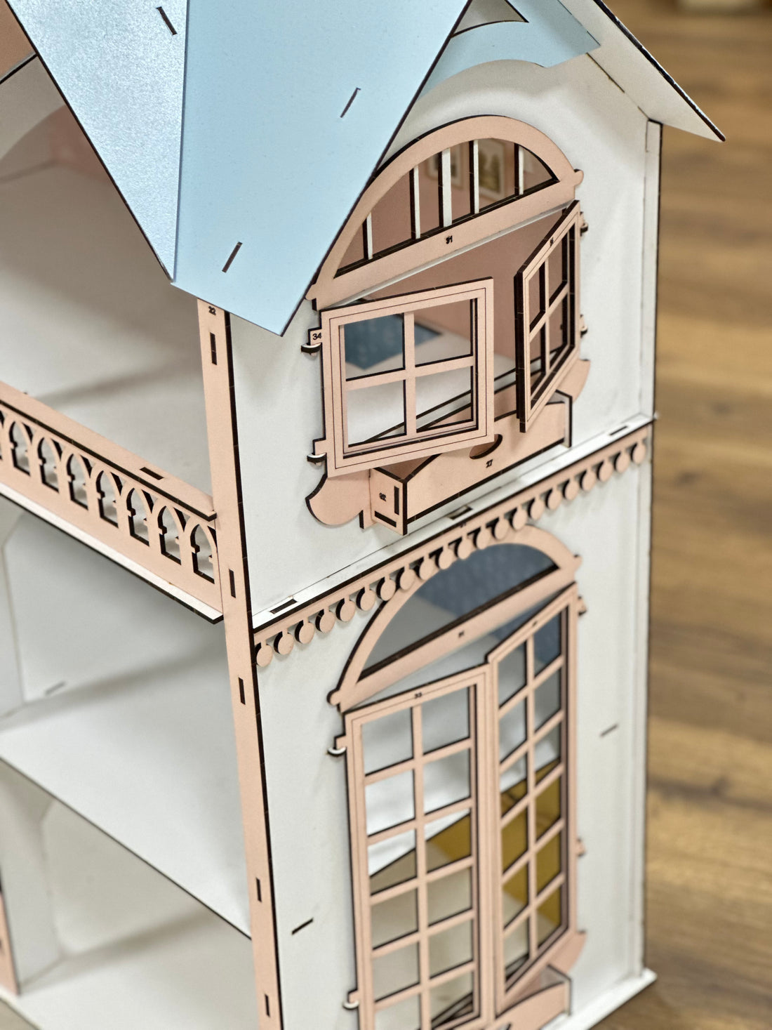 Dolly Loft Premium