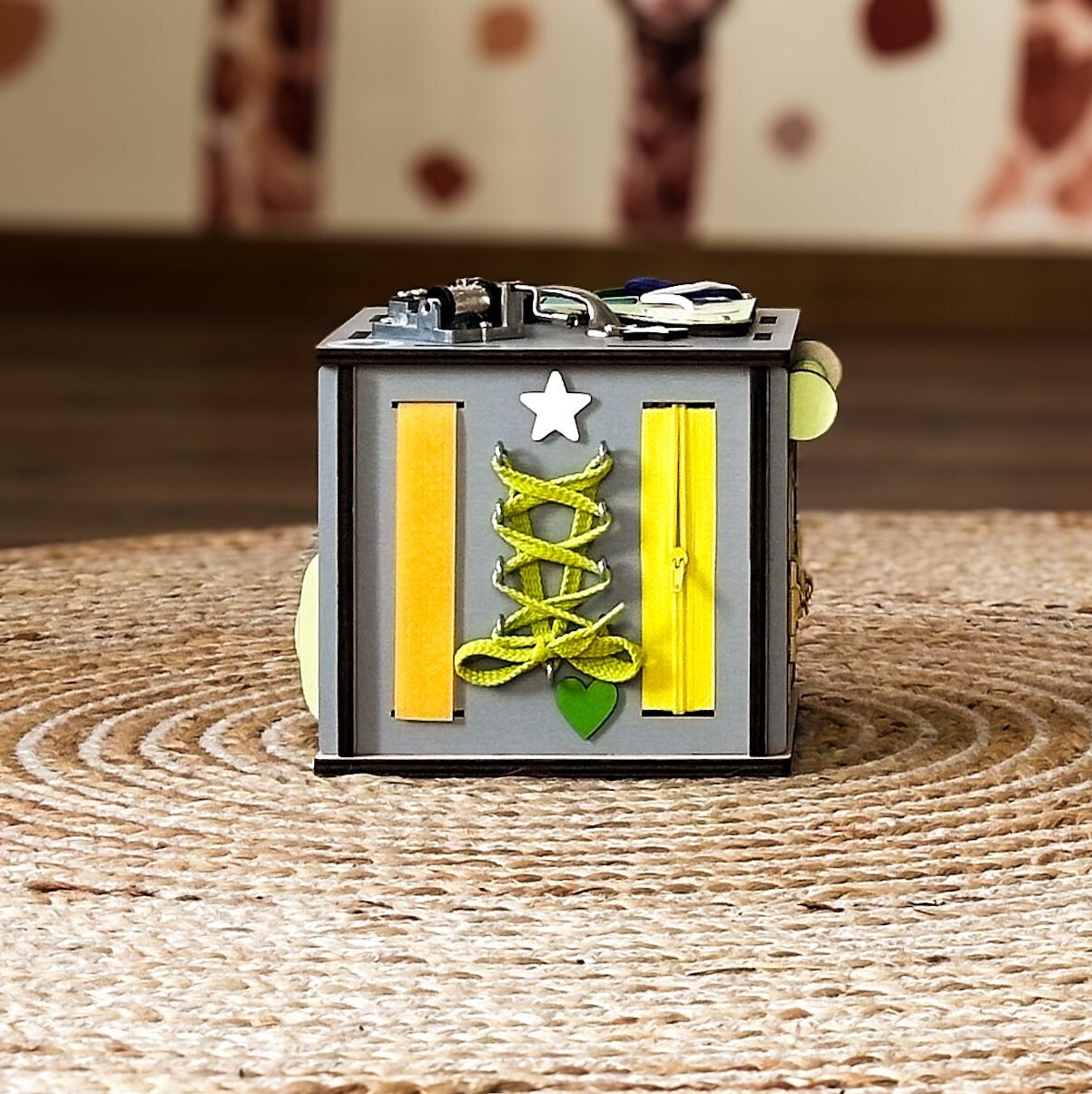 Small Busy Cube, Busy Cube Wooden, Busy Cube for Toddler, Busy Cube 1 Year Old, Busy Cube with Name, Travel Busy Cube, Occupational Therapy