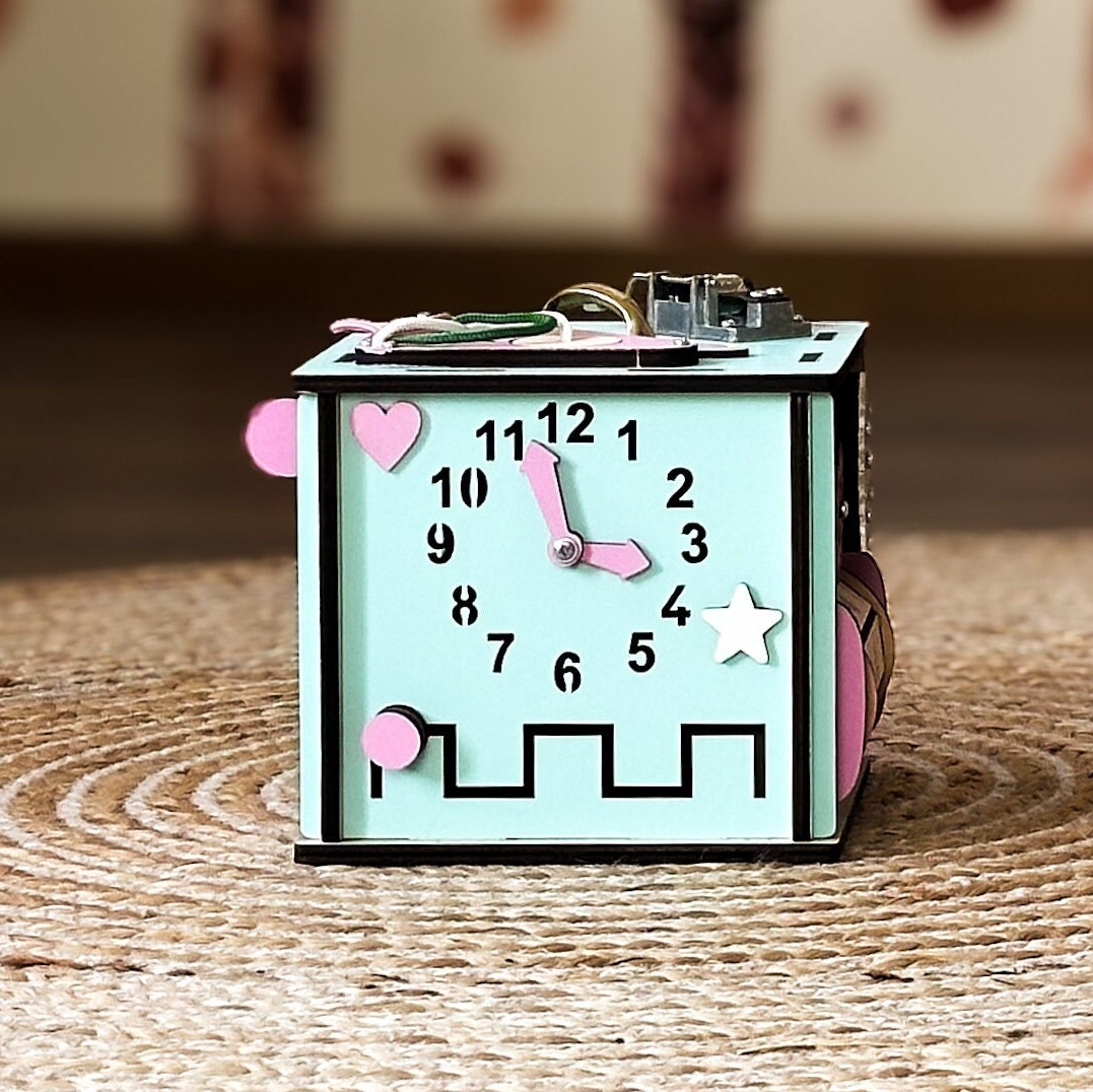 Busy Cube Wooden, Busy Cube for Toddler, Busy Cube 1 Year Old, Busy Cube with Name, Travel Busy Cube, Small Busy Cube, Occupational Therapy