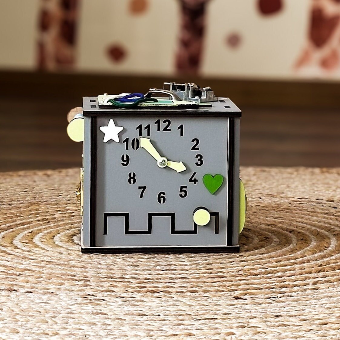 Small Busy Cube, Busy Cube Wooden, Busy Cube for Toddler, Busy Cube 1 Year Old, Busy Cube with Name, Travel Busy Cube, Occupational Therapy