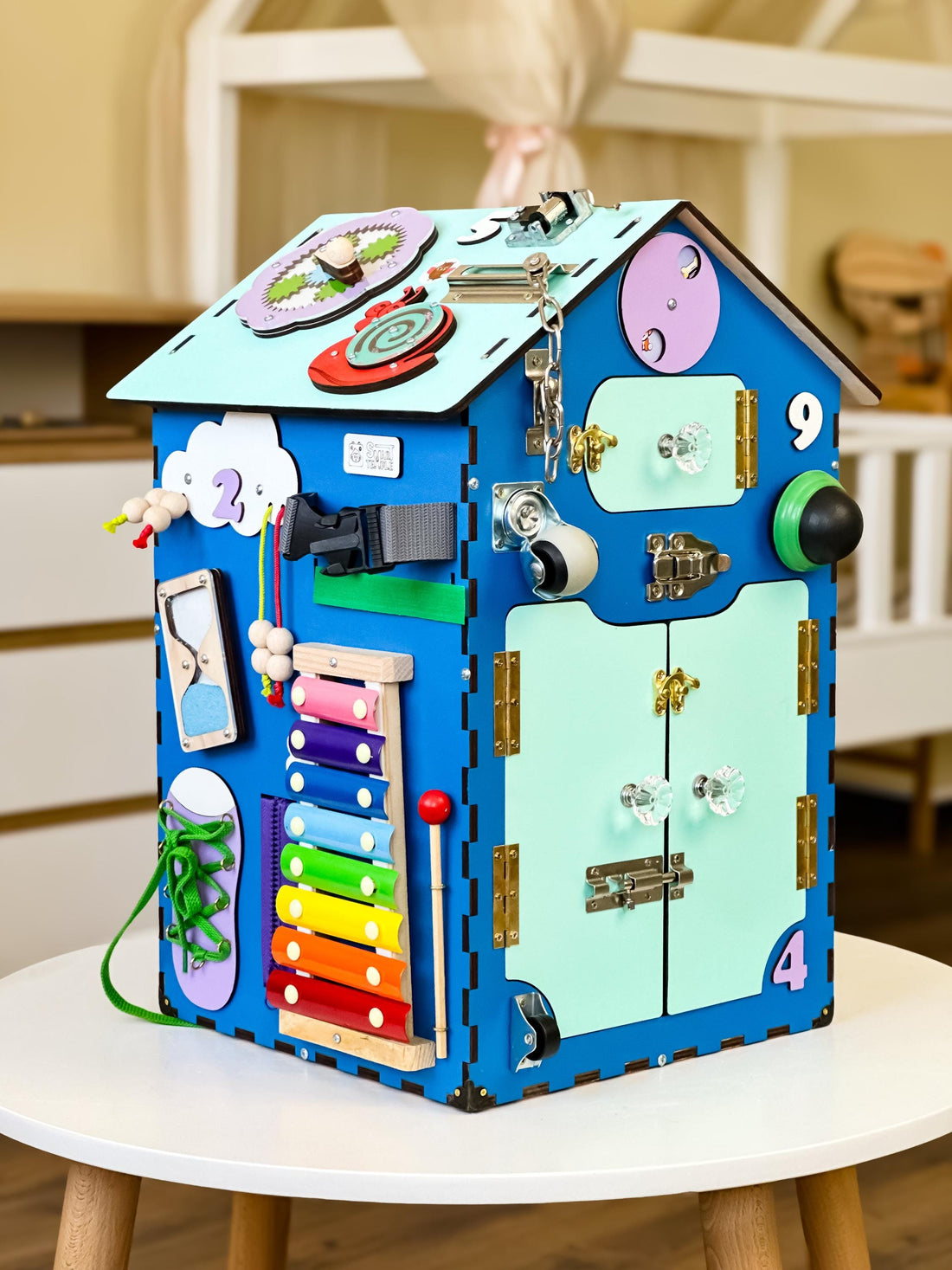 activity house,
wooden busy house,
busy house,
busy house toddler,
learning baby toy,
kids busy house,
baby sensory board,
house montessori,
busy board house,
sensory house,
busy for toddler,
toddler sensory toy,
interactive kids toy,