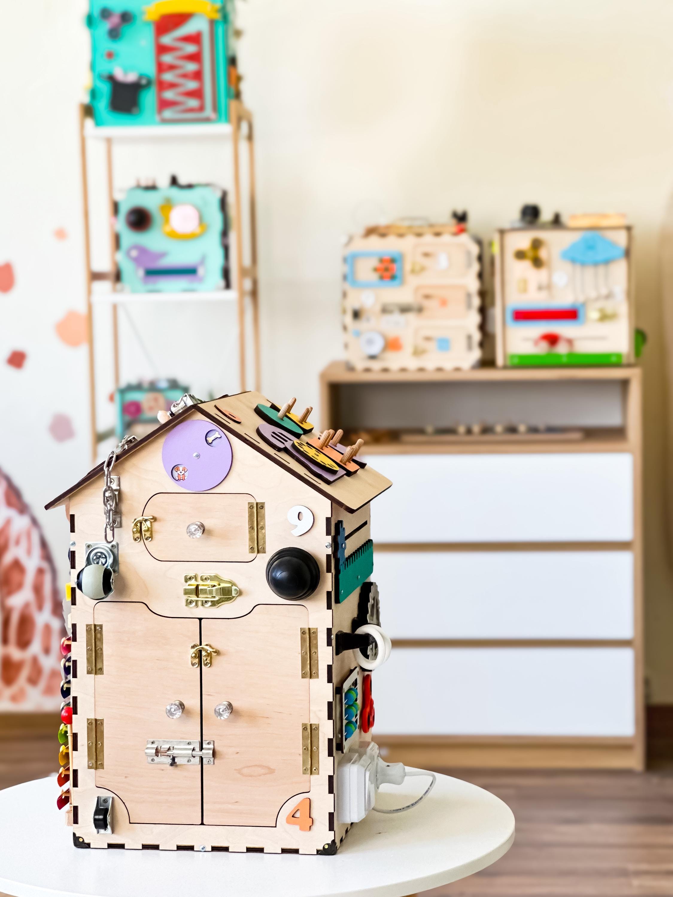 montessori baby toy,
wooden play house,
montessori busyboard,
busy house toddler,
montessori house,
wooden baby toys,
busy board house,
busy for toddler,
educational baby toy,
busy house wooden,
educational board,
wooden sensory board,
1 year old girl gift