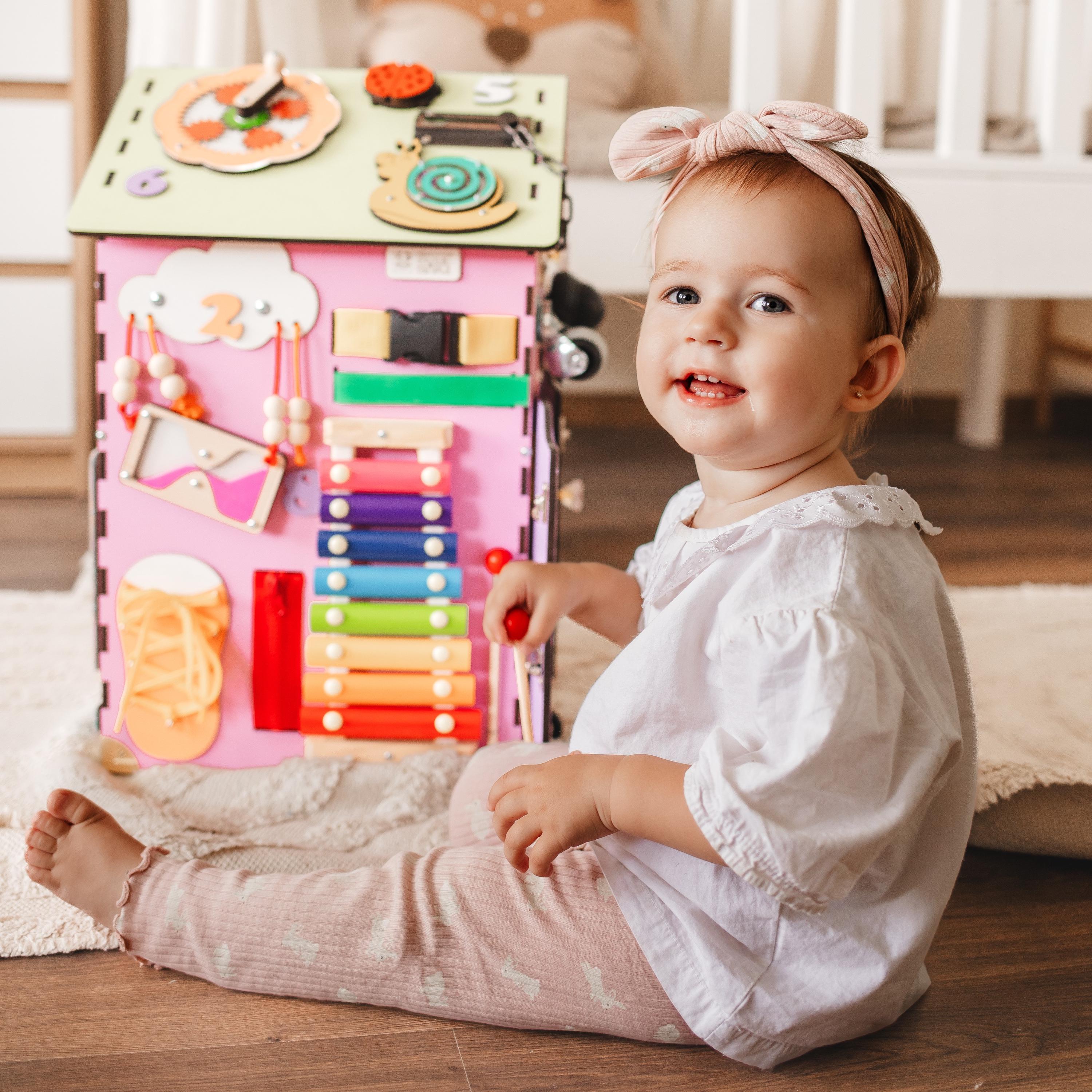 activity house,
wooden busy house,
busy house,
busy house toddler,
learning baby toy,
kids busy house,
baby sensory board,
house montessori,
busy board house,
sensory house,
busy for toddler,
toddler sensory toy,
interactive kids toy,